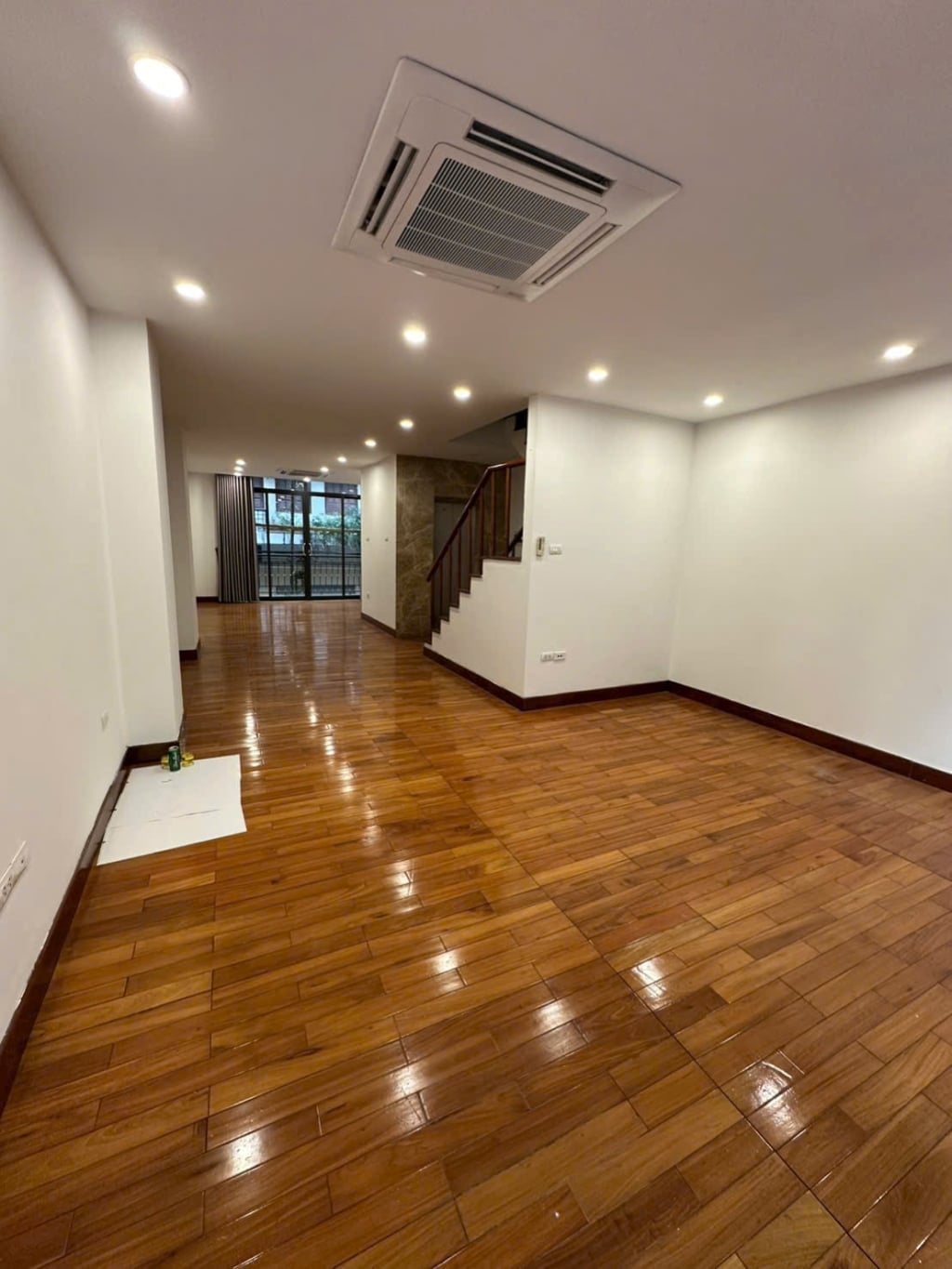 Bán nhà phân lô Mạc Thái Tổ Cầu Giấy 60m², 7 tầng thang máy, 2 mặt thoáng, kinh doanh đỉnh