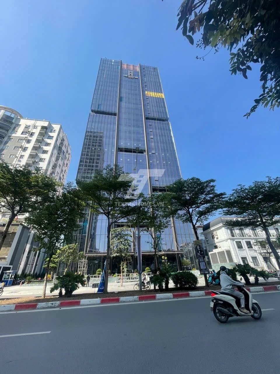 Tòa tháp hạng A Cầu Giấy - 1950m2, 32 tầng, sổ lâu dài, 4250 tỷ