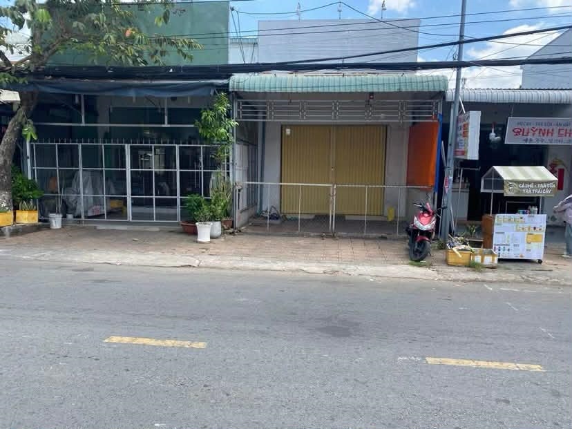 Cho thuê nhà mặt tiền Trần Chiên, Cái Răng, Cần Thơ - 85m2, sân rộng, 9 triệu/tháng