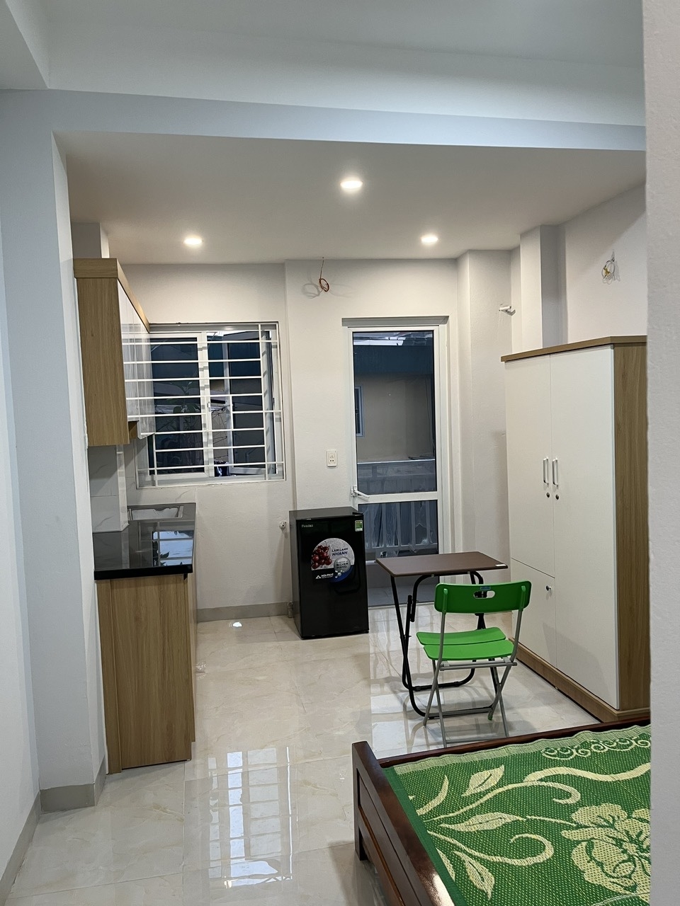 Căn hộ full nội thất, vị trí đắc địa Đống Đa, gần đại học, chợ, Vincom
